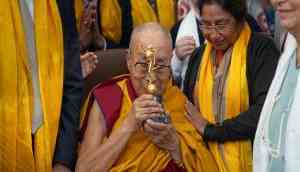 Dalai Lama presented with Gold Mercury Award for peace