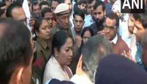 Delhi govt to open Janaushadhi Kendras near hospitals, says CM Rekha Gupta