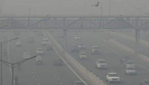 Delhi air quality remains in 'severe' category